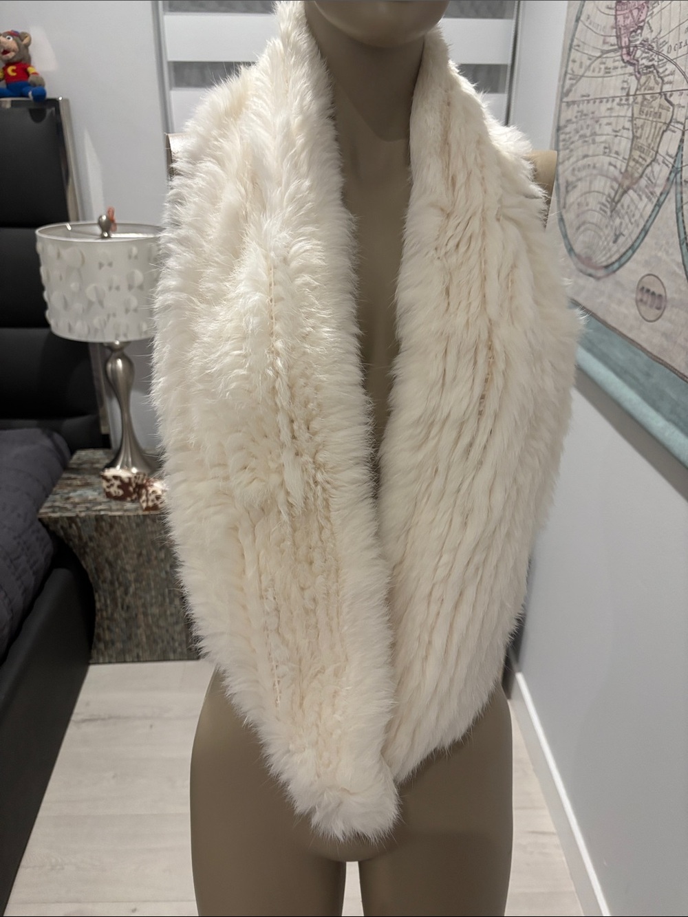 Yves Salomon Cream Faux Fur Collar Scarf